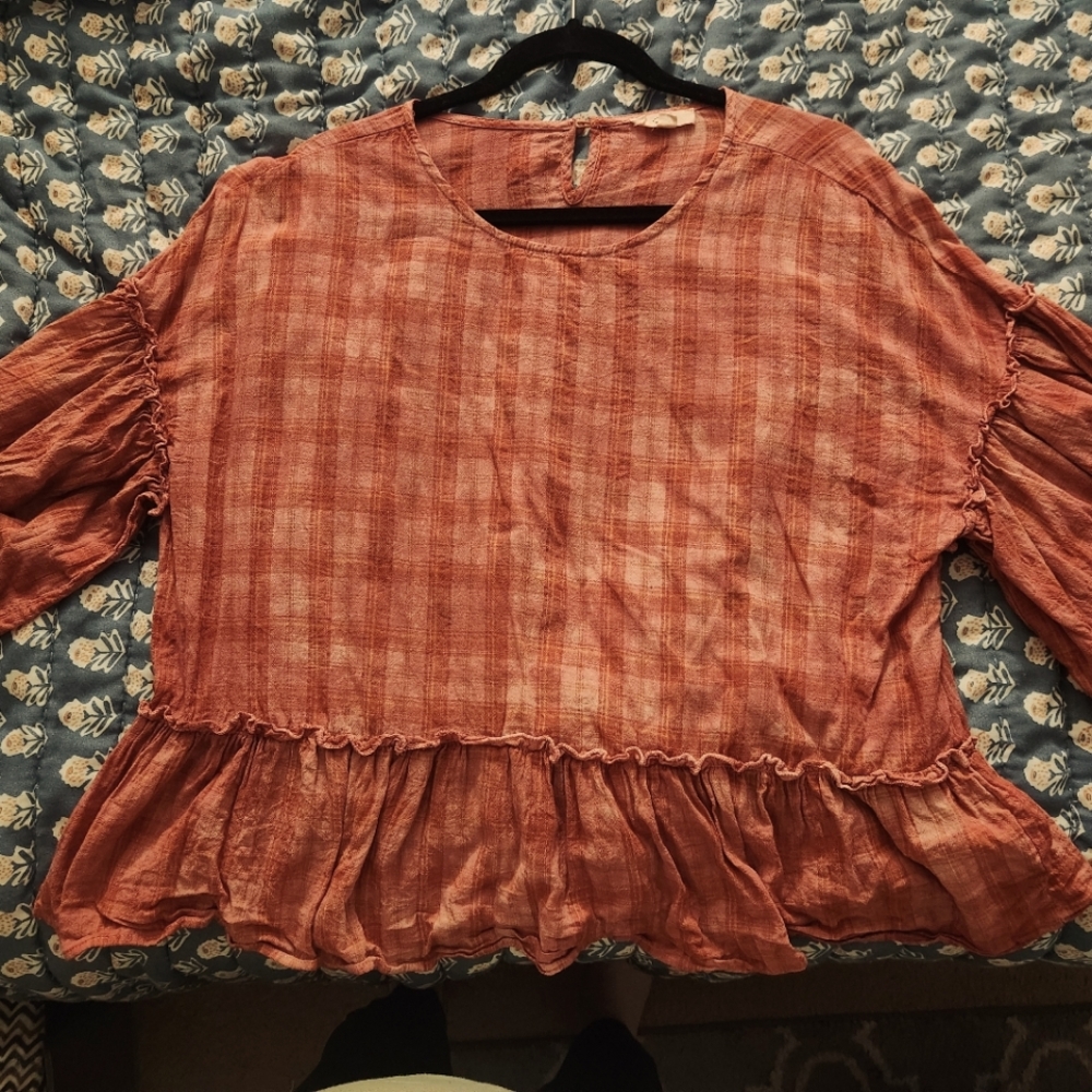 Easel Peplem top Size Large